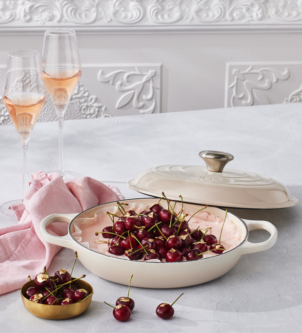 Vanilla Cheesecake with Cherries